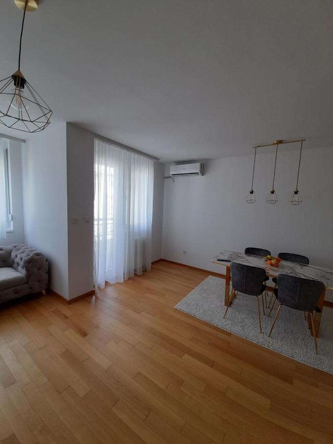 Apartman Lena バニャ・ルカ エクステリア 写真