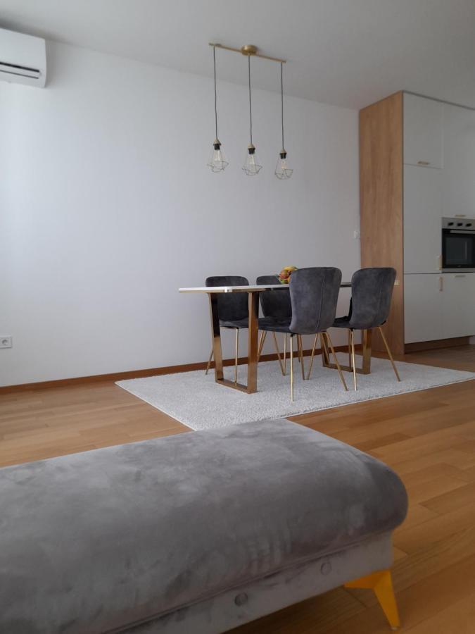 Apartman Lena バニャ・ルカ エクステリア 写真